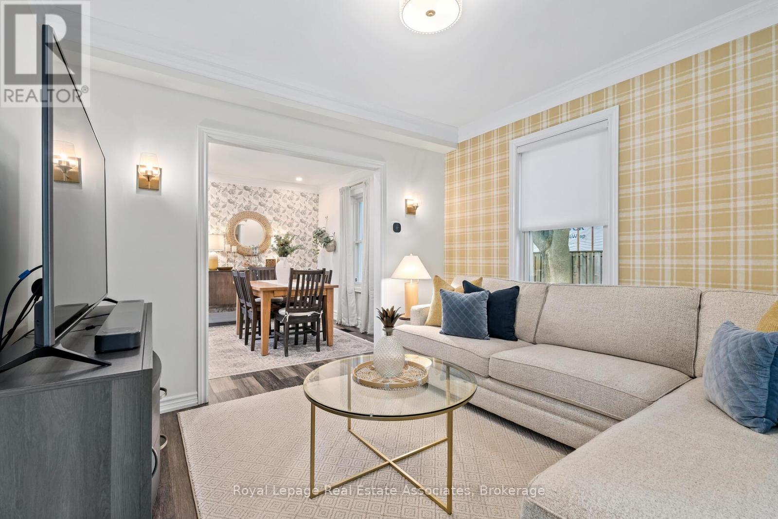 119 Crescent Street, Halton Hills (Ac Acton), Ontario  L7J 2E1 - Photo 10 - W12694268