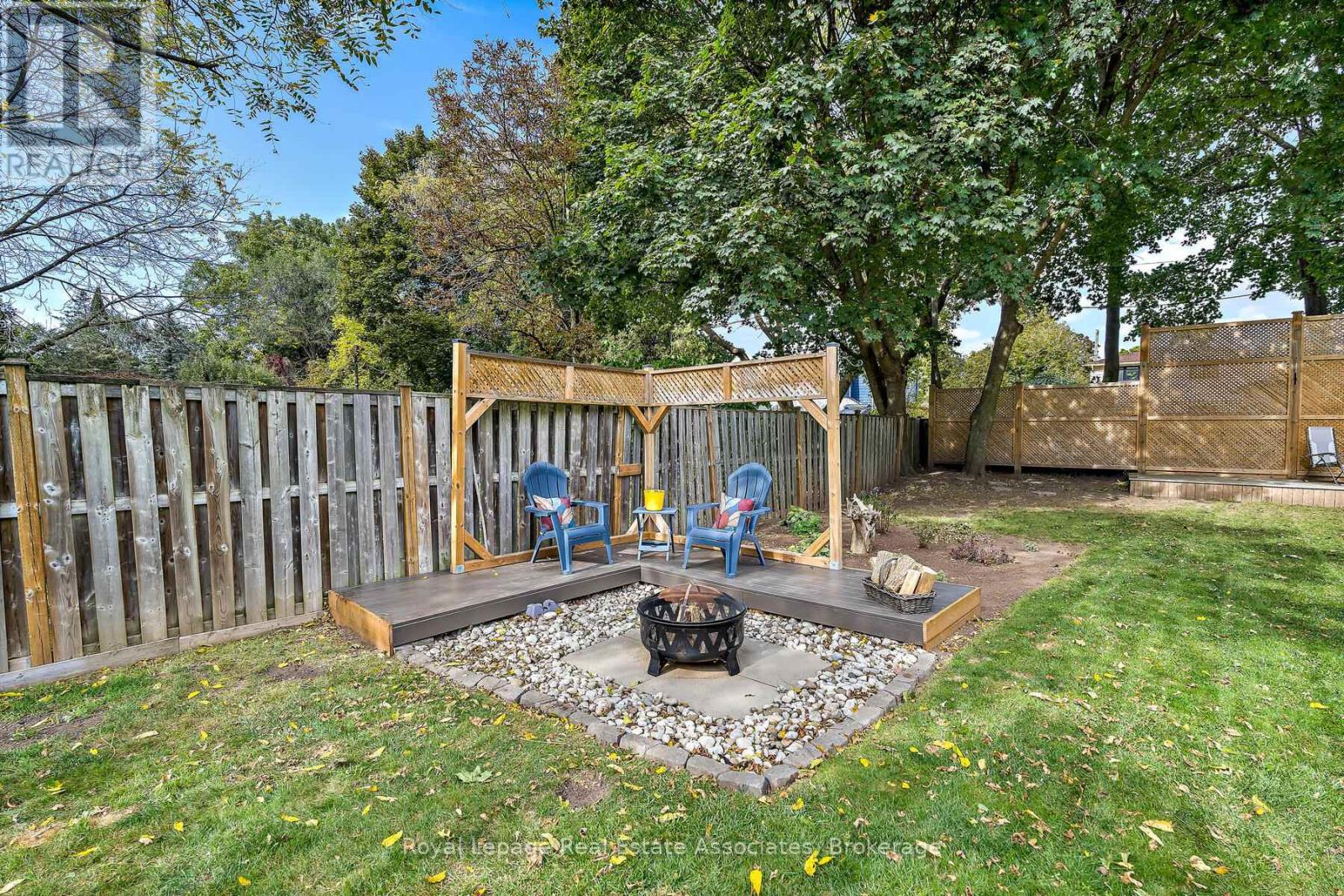 119 Crescent Street, Halton Hills (Ac Acton), Ontario  L7J 2E1 - Photo 40 - W12694268