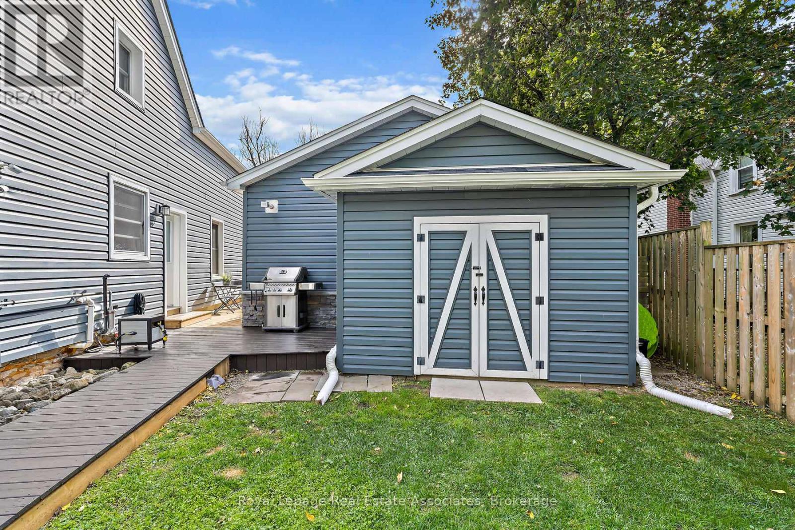 119 Crescent Street, Halton Hills (Ac Acton), Ontario  L7J 2E1 - Photo 47 - W12694268