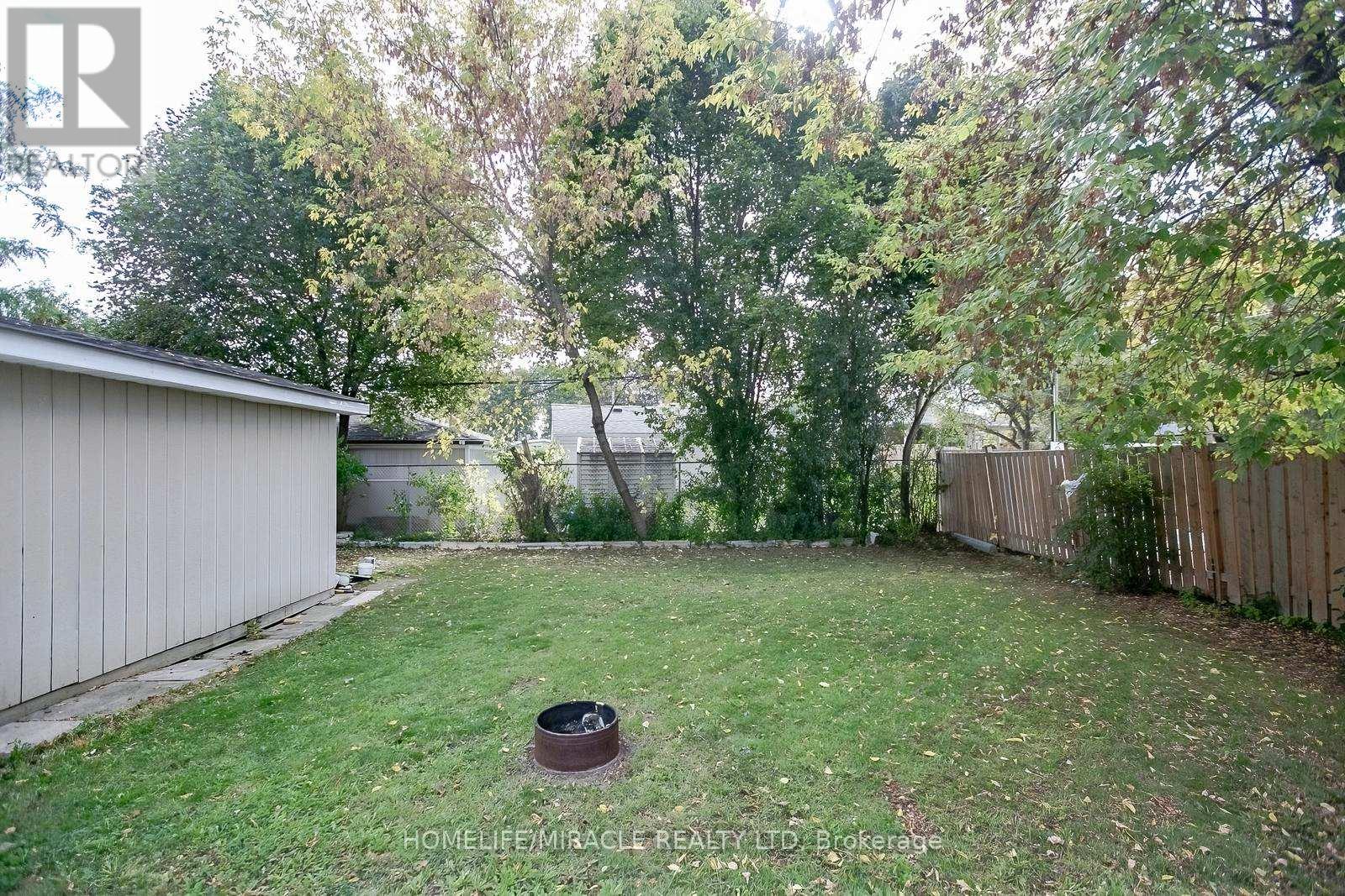 76 Raylawn Crescent, Halton Hills (Georgetown), Ontario  L7G 4N1 - Photo 46 - W12694378