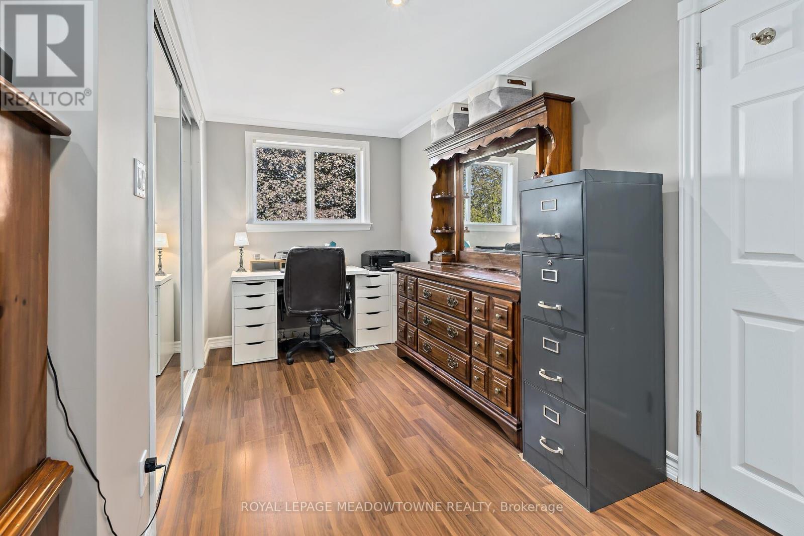 7 Temple Road, Halton Hills (Georgetown), Ontario  L7G 3J6 - Photo 20 - W12697714