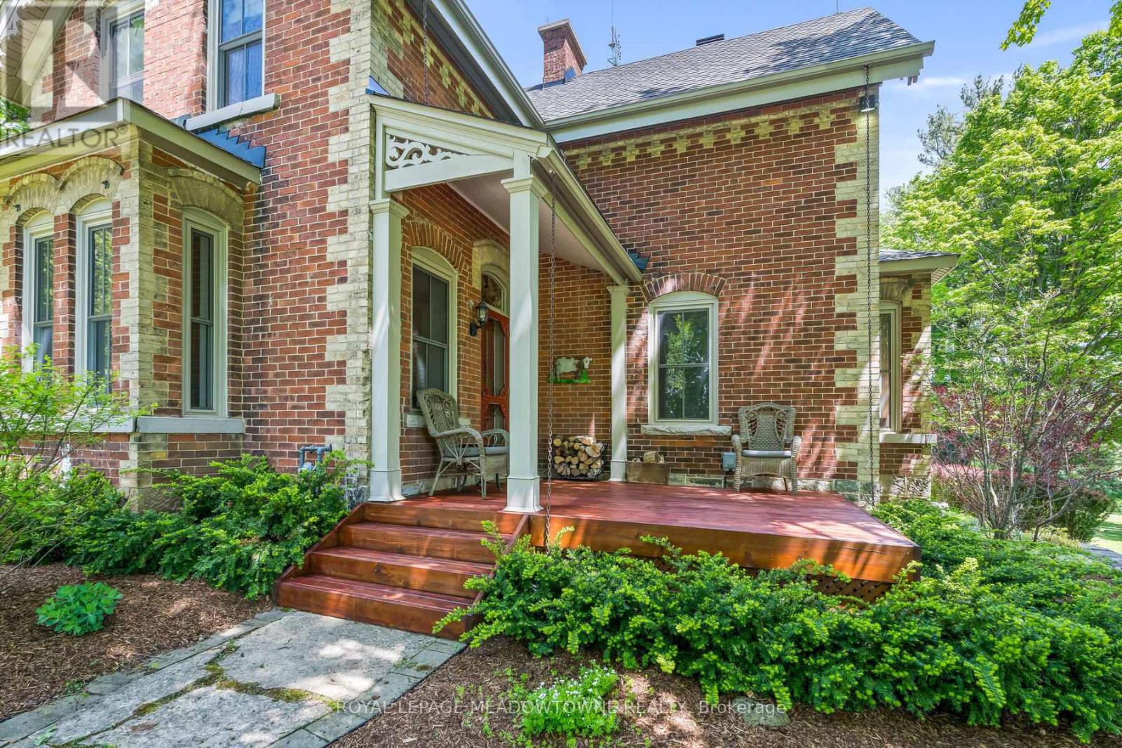 10319 15 Side Road, Halton Hills (Rural Halton Hills), Ontario  L7G 4S6 - Photo 4 - W12702718