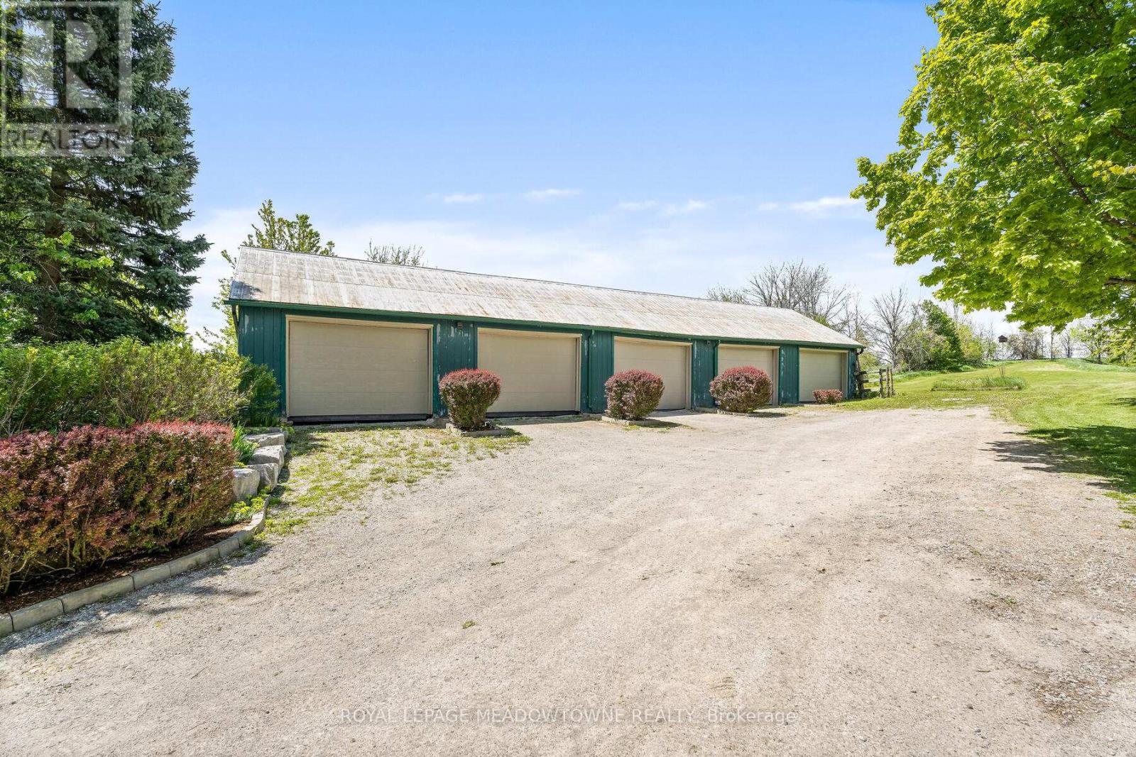 10319 15 Side Road, Halton Hills (Rural Halton Hills), Ontario  L7G 4S6 - Photo 40 - W12702718