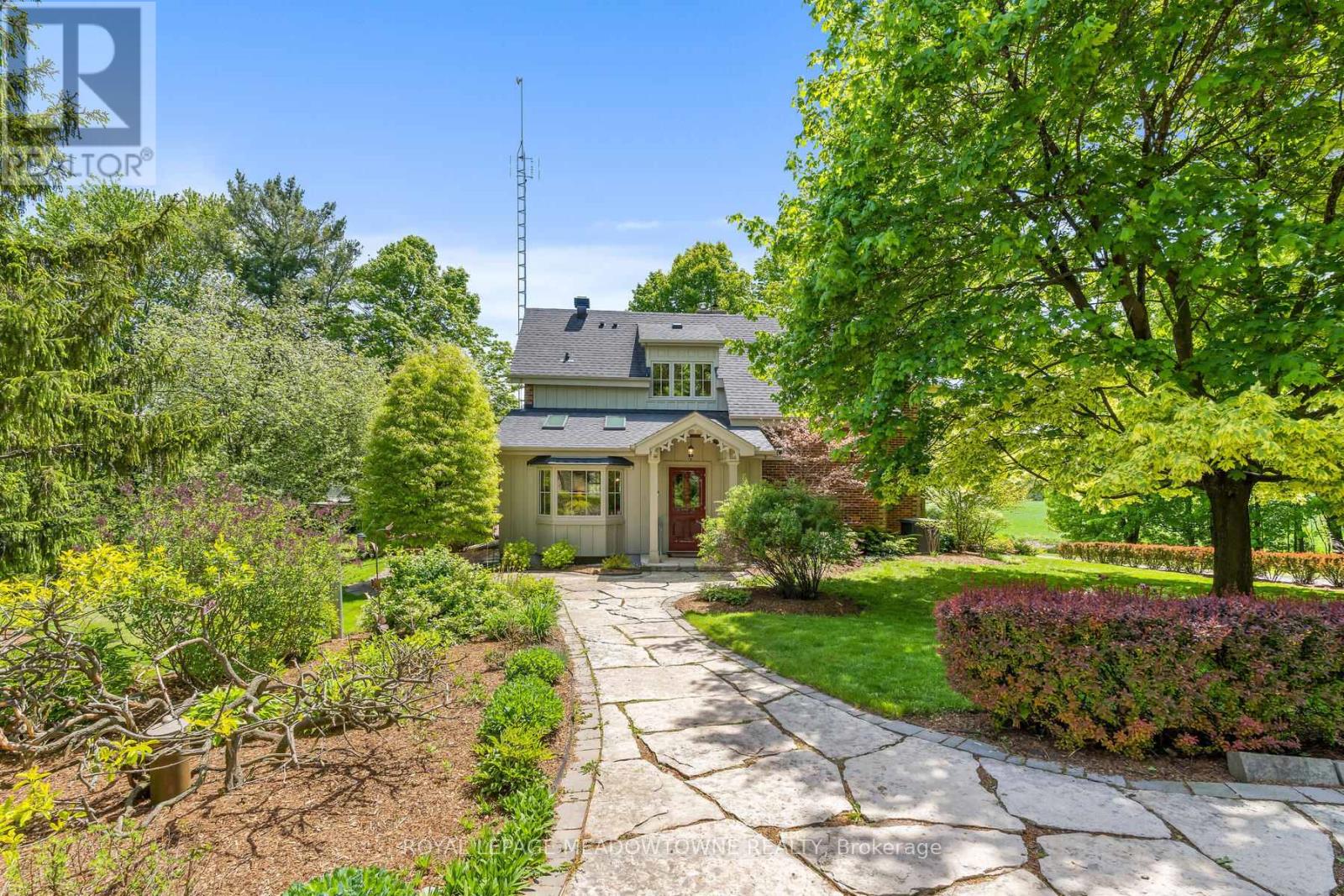 10319 15 Side Road, Halton Hills (Rural Halton Hills), Ontario  L7G 4S6 - Photo 7 - W12702718