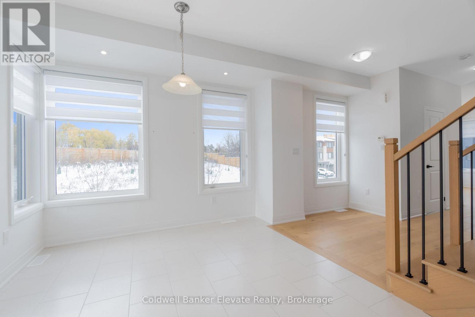 72 Windtree Way, Halton Hills (Georgetown), Ontario  L7G 0P6 - Photo 8 - W12704644