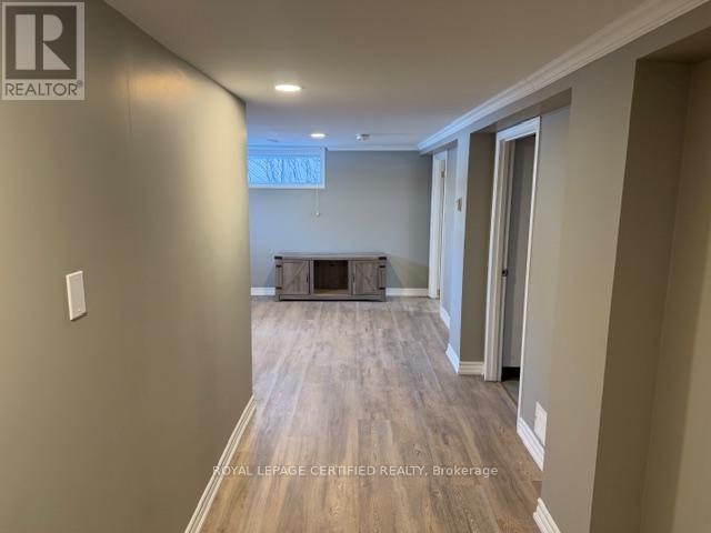 Lower - 6 Prince Charles Drive, Halton Hills (Georgetown), Ontario  L7G 3T7 - Photo 11 - W12705944