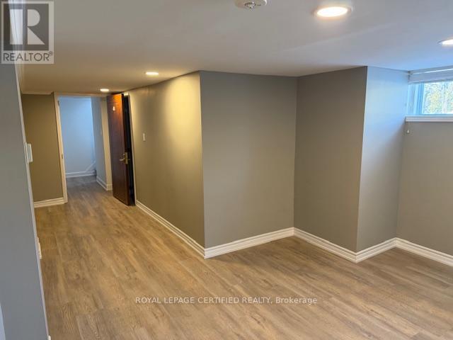 Lower - 6 Prince Charles Drive, Halton Hills (Georgetown), Ontario  L7G 3T7 - Photo 15 - W12705944