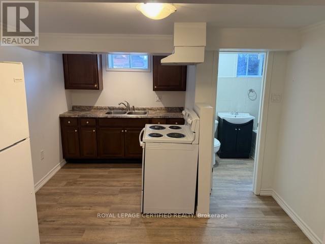 Lower - 6 Prince Charles Drive, Halton Hills (Georgetown), Ontario  L7G 3T7 - Photo 6 - W12705944