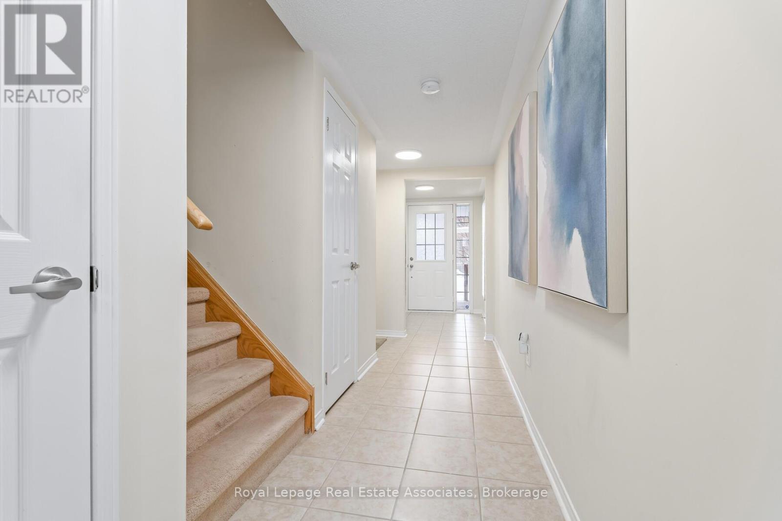 64 Batiste Trail, Halton Hills (Georgetown), Ontario  L7G 0H2 - Photo 6 - W12708040