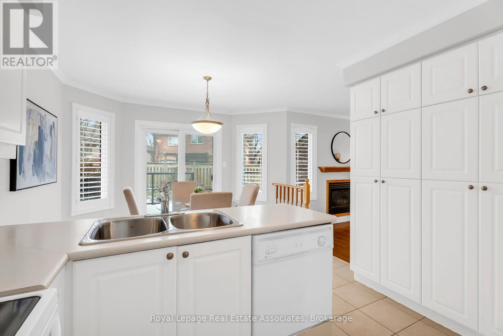 91 Samuel Crescent, Halton Hills (Georgetown), Ontario  L7G 5J3 - Photo 19 - W12708544