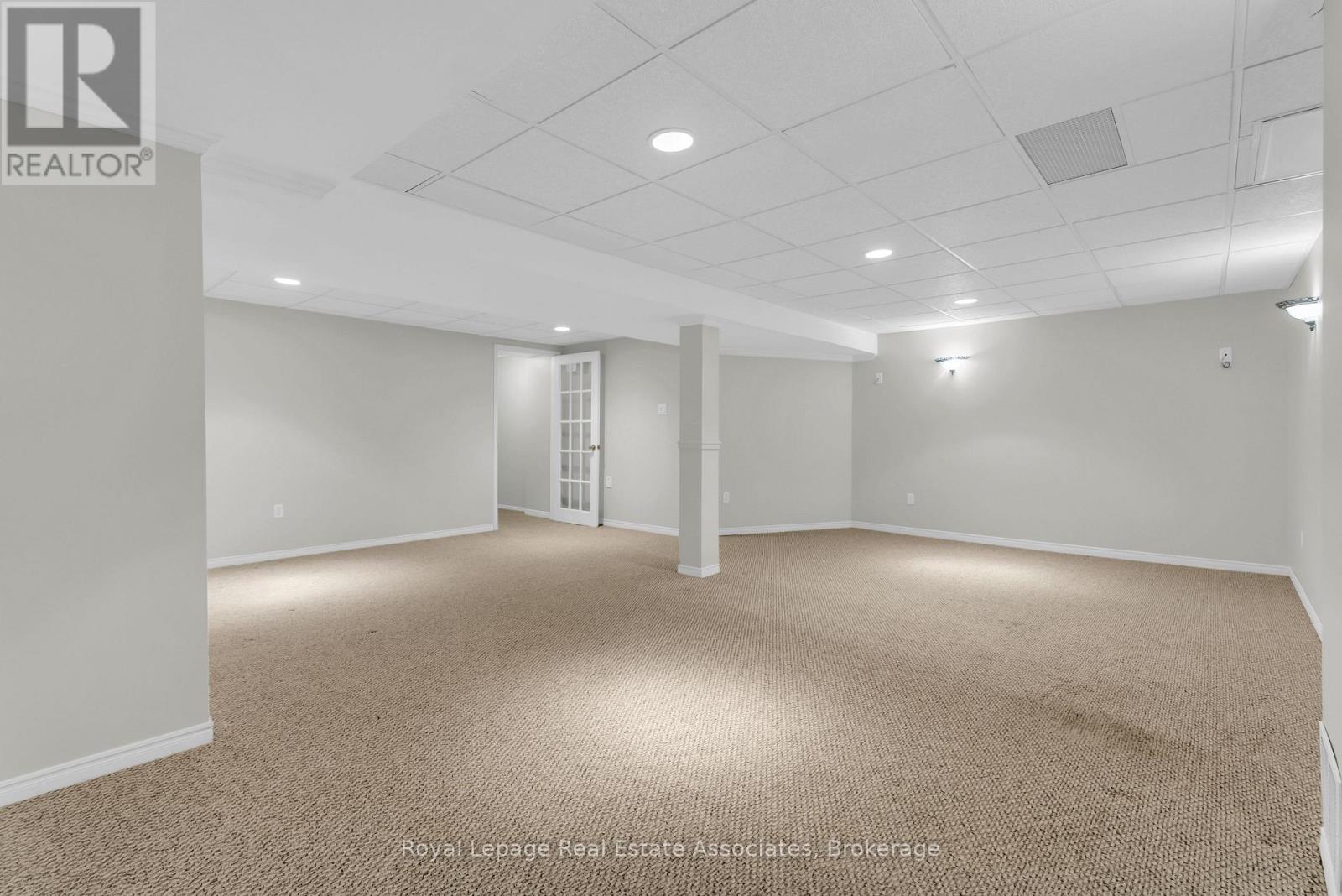 91 Samuel Crescent, Halton Hills (Georgetown), Ontario  L7G 5J3 - Photo 33 - W12708544