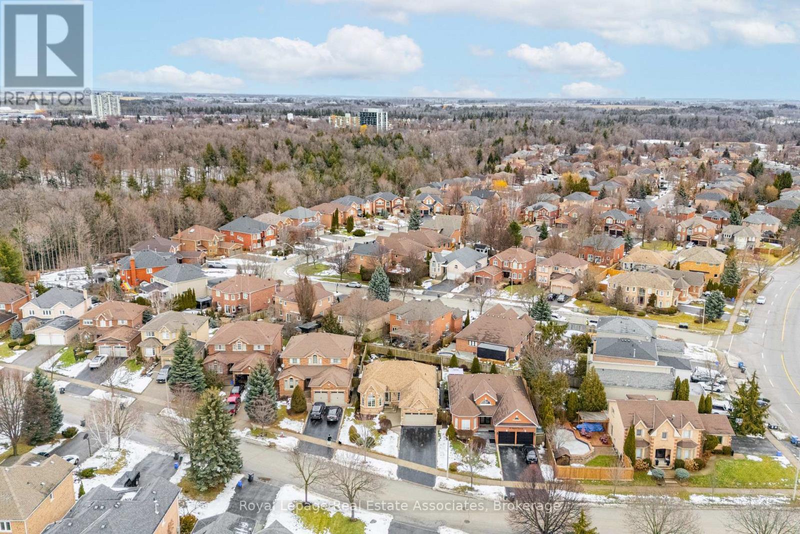 91 Samuel Crescent, Halton Hills (Georgetown), Ontario  L7G 5J3 - Photo 41 - W12708544