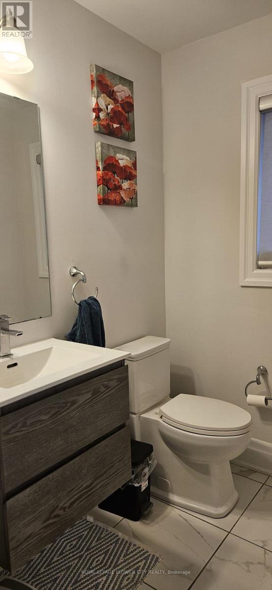 7 Overstone Road, Halton Hills (Georgetown), Ontario  L7G 0N5 - Photo 14 - W12709038