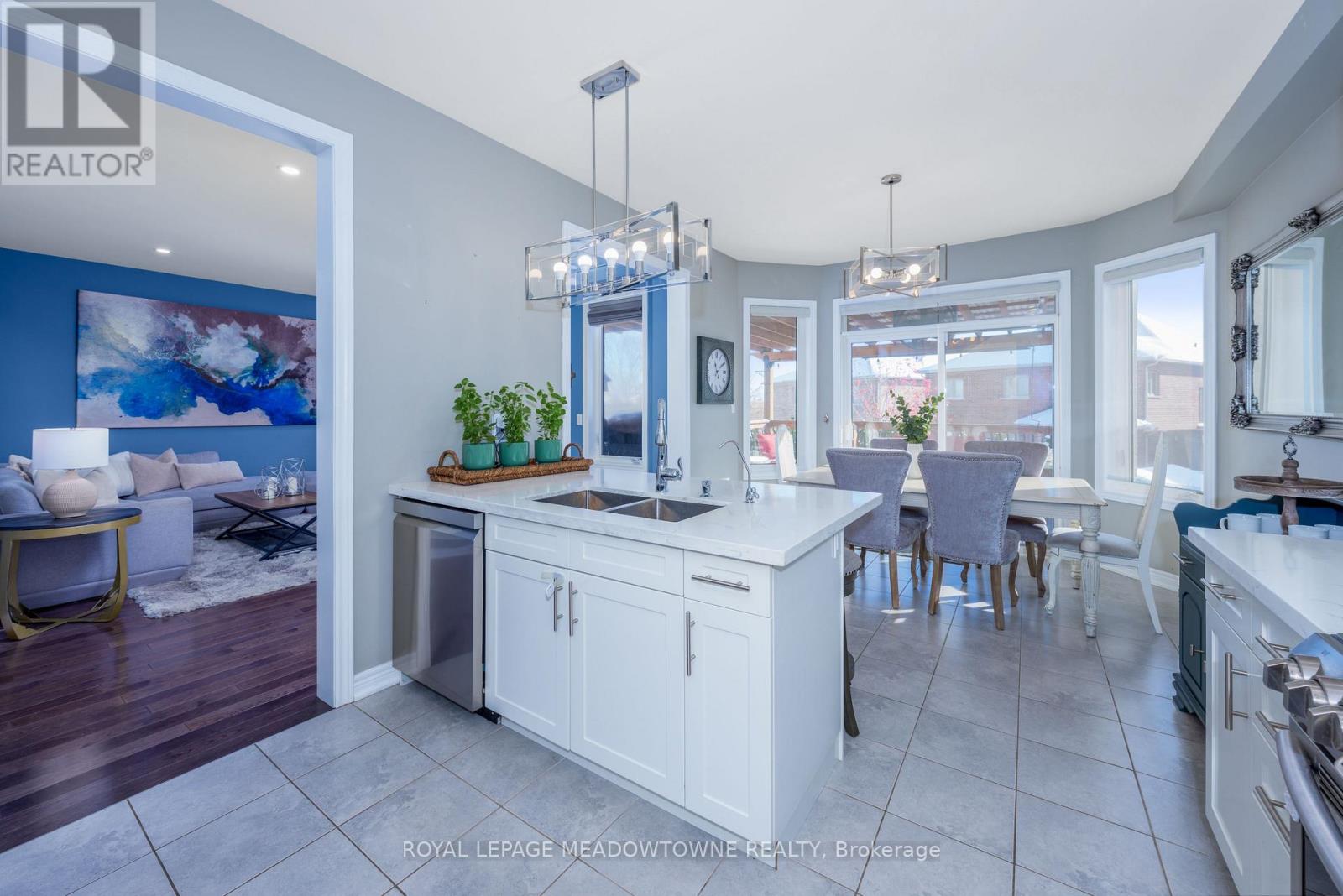 71 Northwest Court, Halton Hills (Georgetown), Ontario  L7G 0K7 - Photo 14 - W12710752