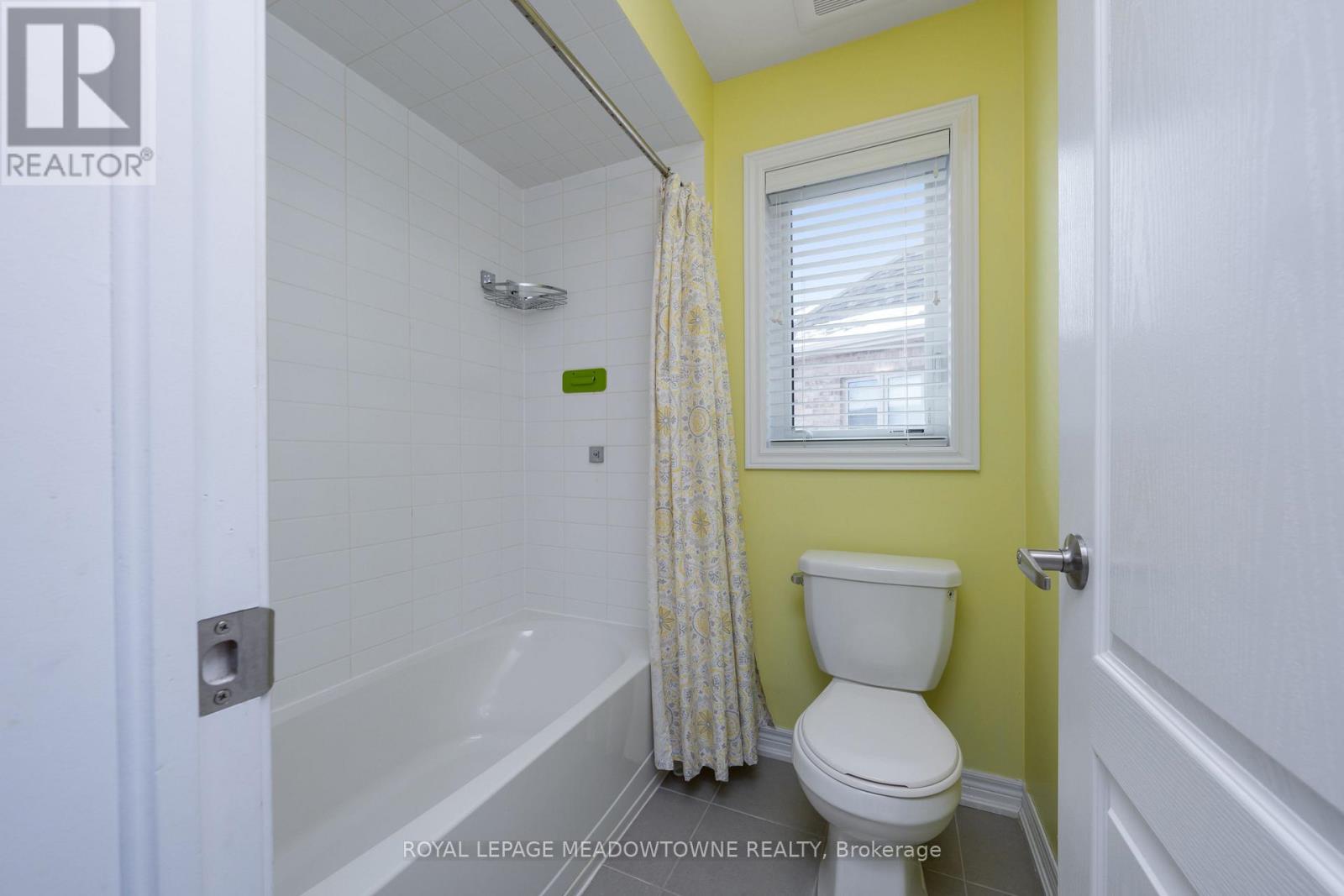 71 Northwest Court, Halton Hills (Georgetown), Ontario  L7G 0K7 - Photo 31 - W12710752