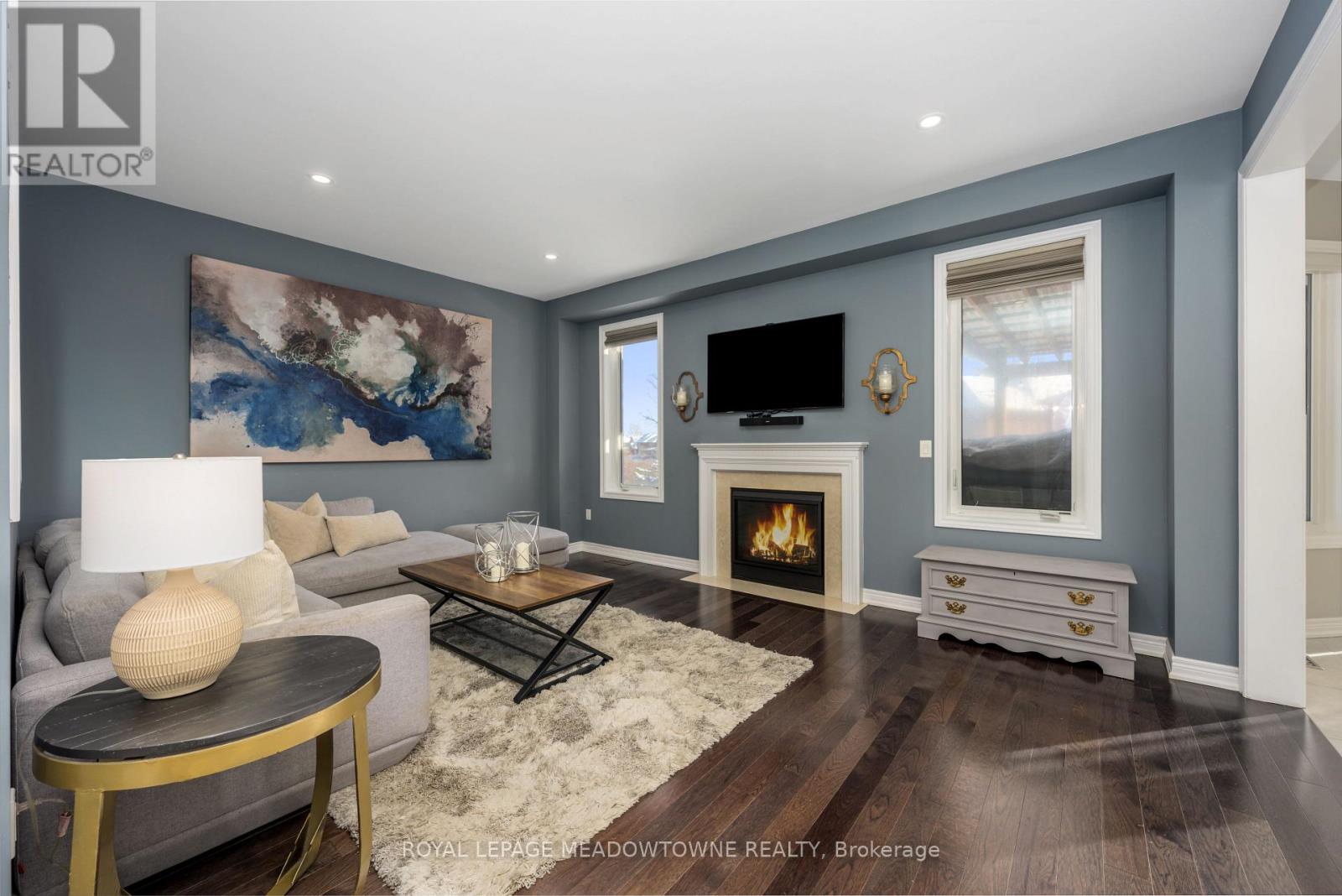 71 Northwest Court, Halton Hills (Georgetown), Ontario  L7G 0K7 - Photo 9 - W12710752