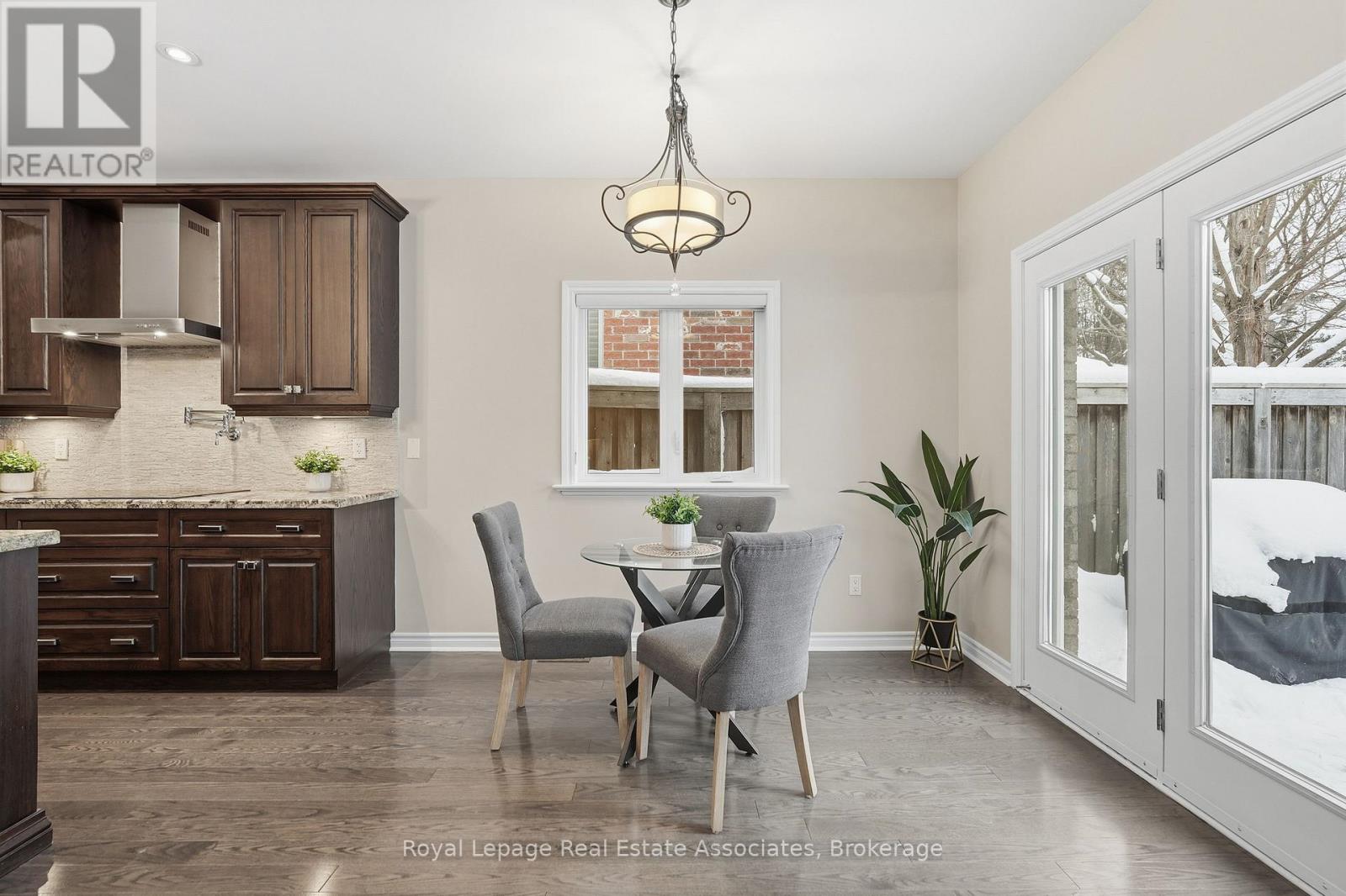 290 Eaton Street, Halton Hills (Georgetown), Ontario  L7G 6N8 - Photo 17 - W12711430