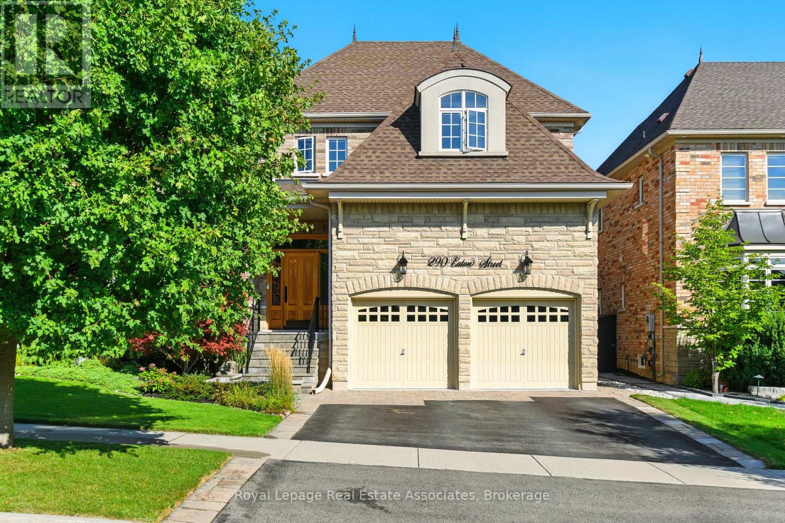 290 Eaton Street, Halton Hills (Georgetown), Ontario  L7G 6N8 - Photo 2 - W12711430