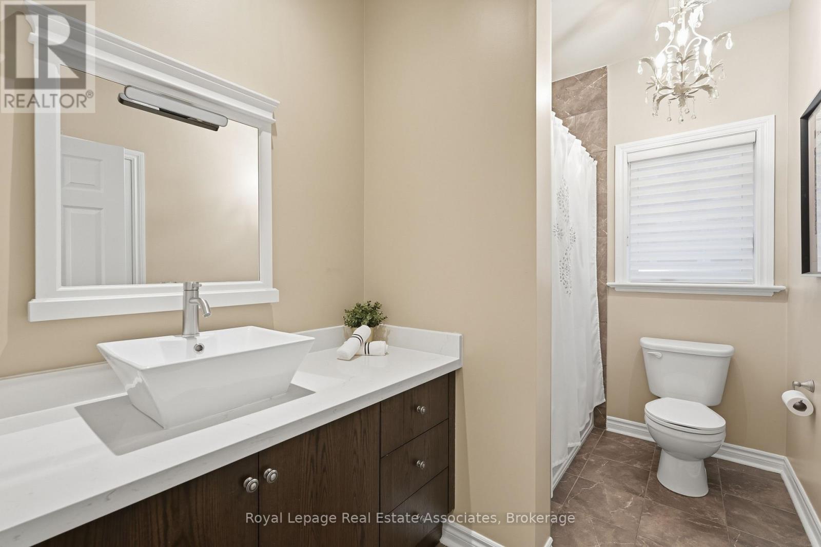 290 Eaton Street, Halton Hills (Georgetown), Ontario  L7G 6N8 - Photo 32 - W12711430