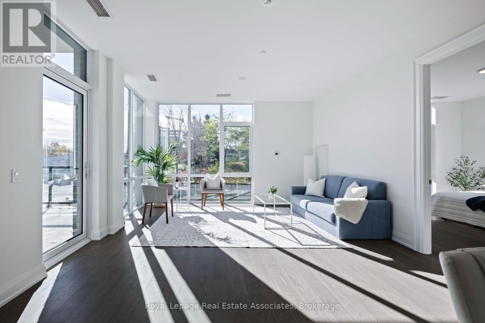 209 - 42 MILL STREET, halton hills (georgetown), Ontario