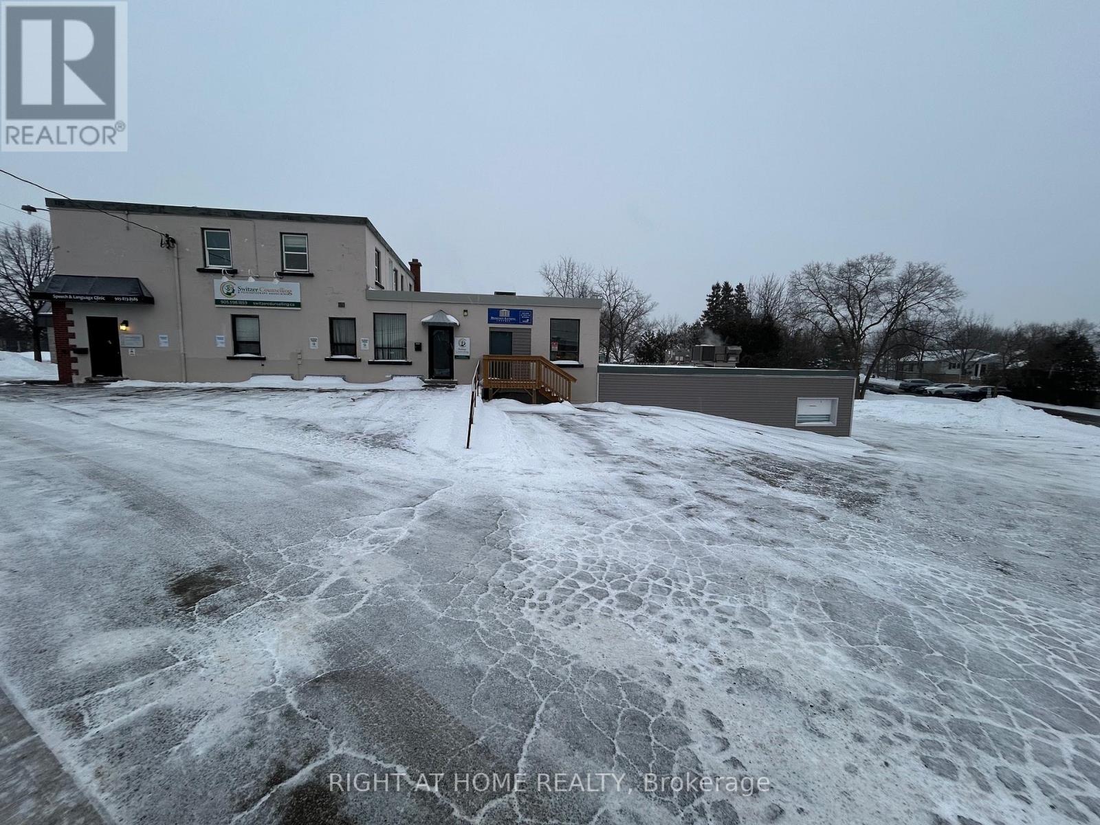 5 - 116 Guelph Street, Halton Hills (Georgetown), Ontario  L7G 4A3 - Photo 11 - W12716656