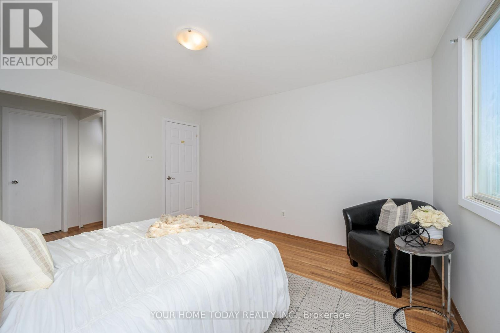 26 Fagan Drive, Halton Hills (Georgetown), Ontario  L7G 4P3 - Photo 17 - W12716954