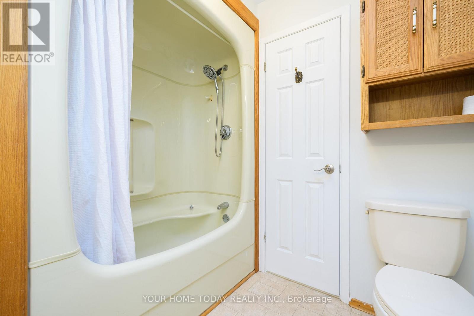 26 Fagan Drive, Halton Hills (Georgetown), Ontario  L7G 4P3 - Photo 20 - W12716954