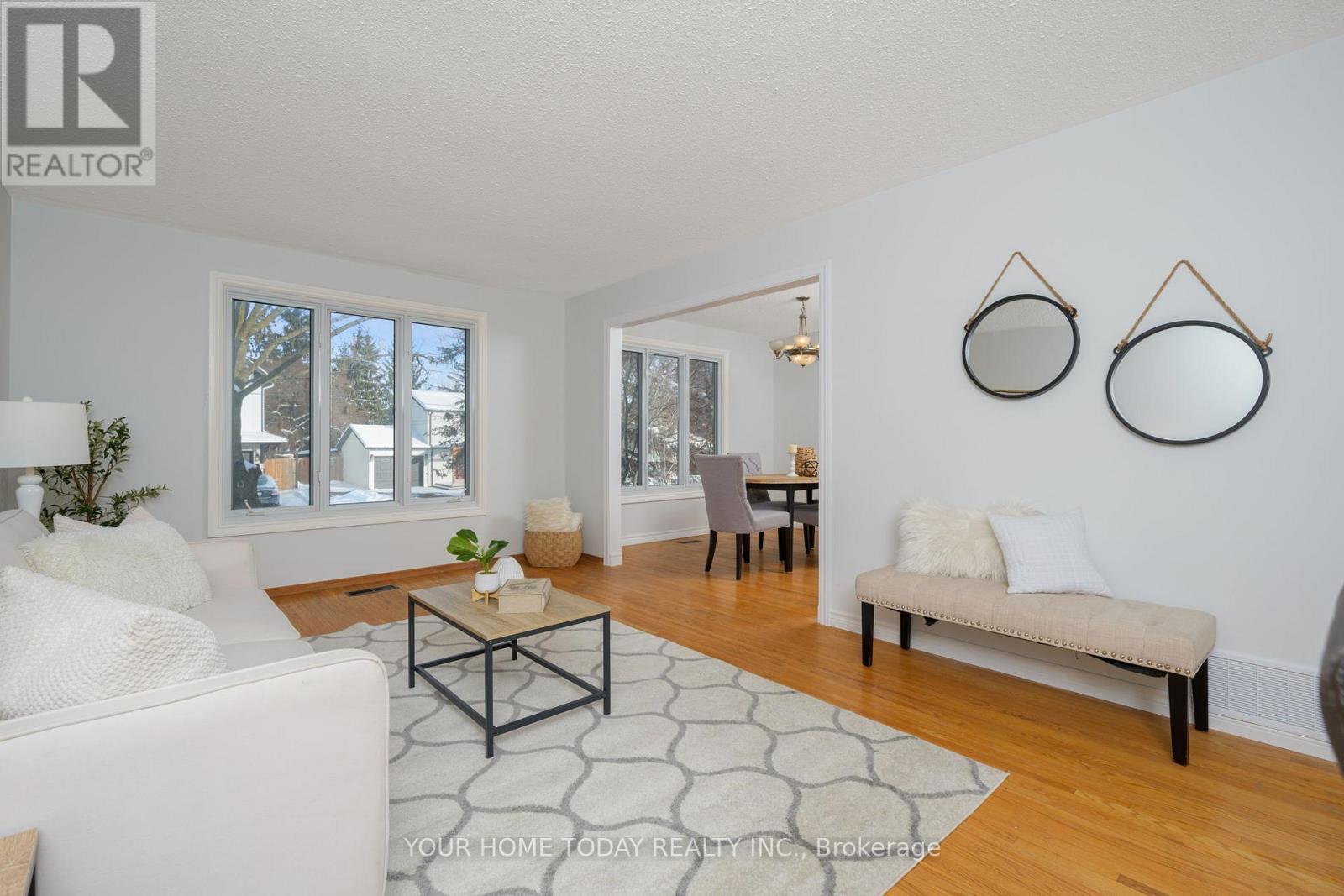 26 Fagan Drive, Halton Hills (Georgetown), Ontario  L7G 4P3 - Photo 7 - W12716954