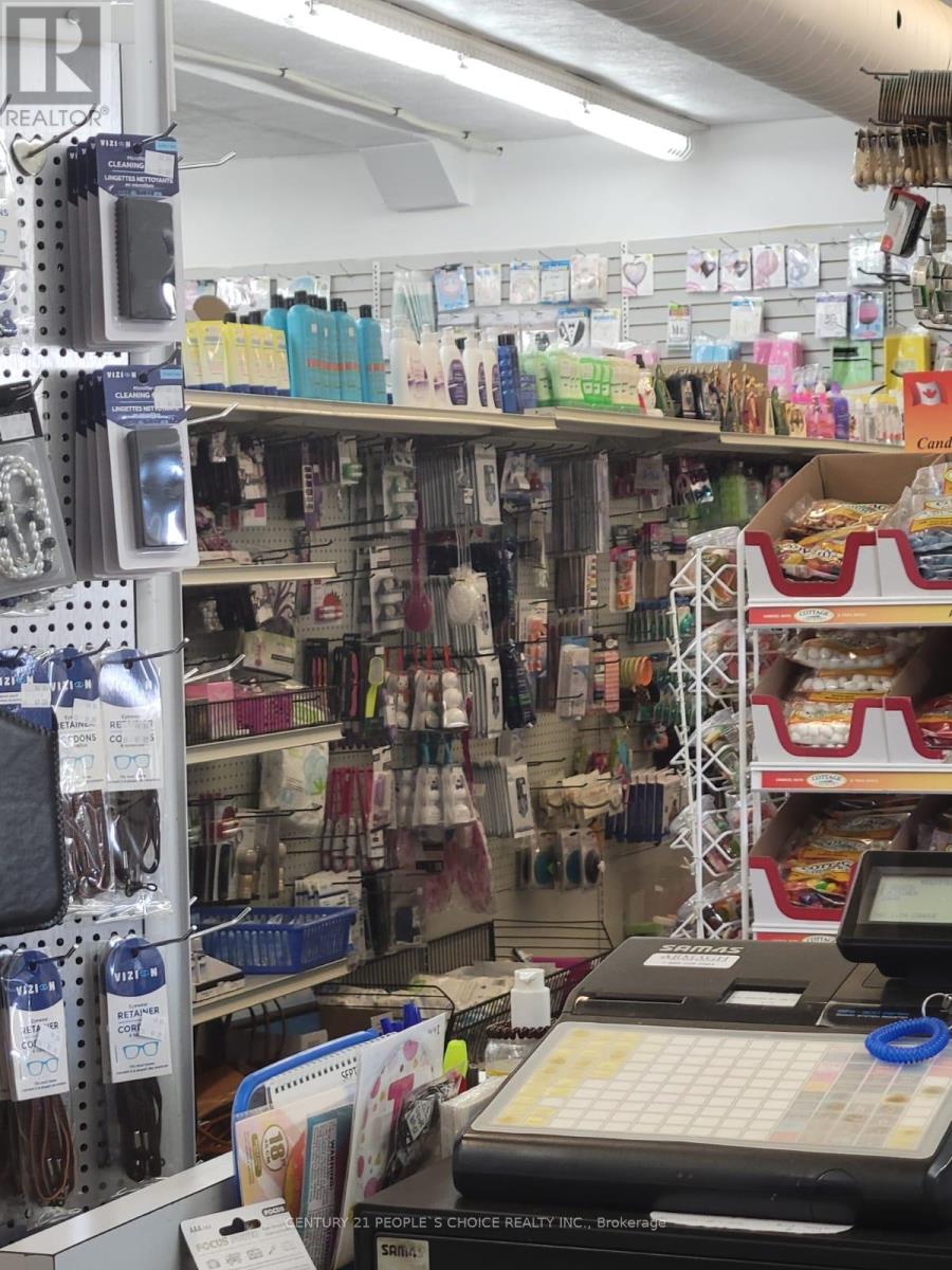 8 Main Street N, Halton Hills (Ac Acton), Ontario  L7J 1W1 - Photo 10 - W12717622