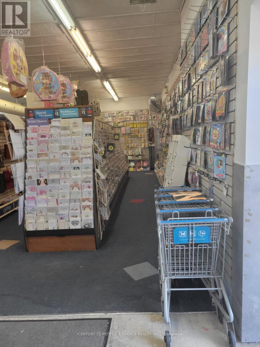 8 Main Street N, Halton Hills (Ac Acton), Ontario  L7J 1W1 - Photo 17 - W12717622