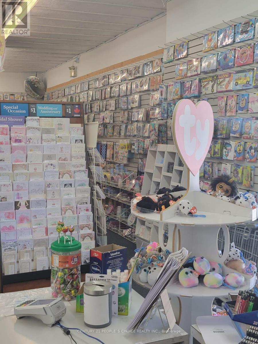 8 Main Street N, Halton Hills (Ac Acton), Ontario  L7J 1W1 - Photo 8 - W12717622