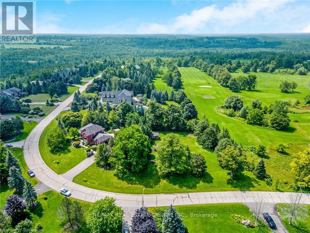 15 Trillium Terrace, Halton Hills (Rural Halton Hills), Ontario  L7J 2W8 - Photo 47 - W12718230