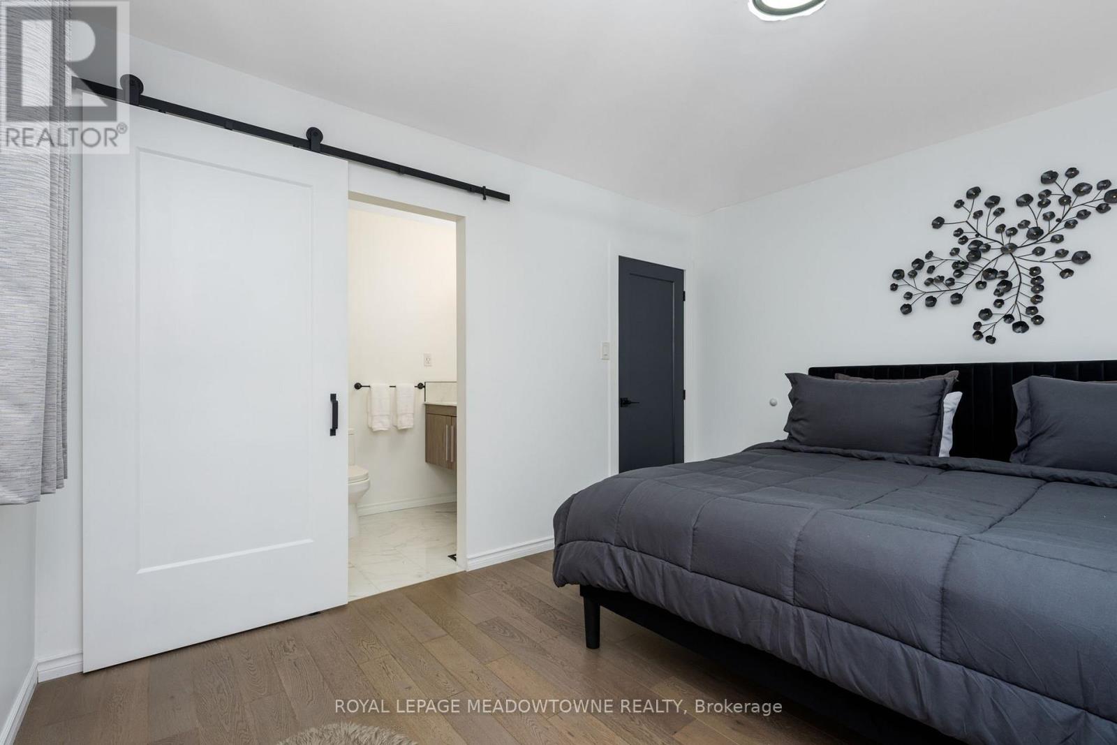 4 Chipper Court, Halton Hills (Georgetown), Ontario  L7G 1L3 - Photo 18 - W12719872