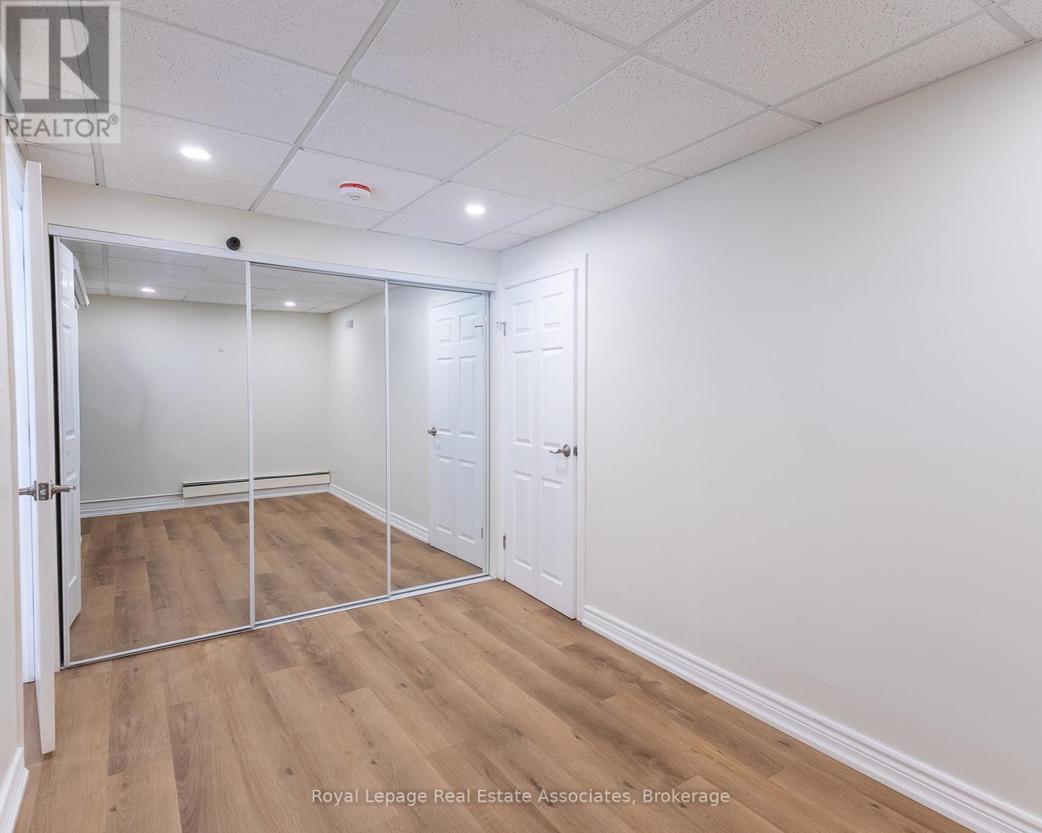 13931 Cromar Court, Halton Hills (Georgetown), Ontario  L7G 4S5 - Photo 30 - W12716184