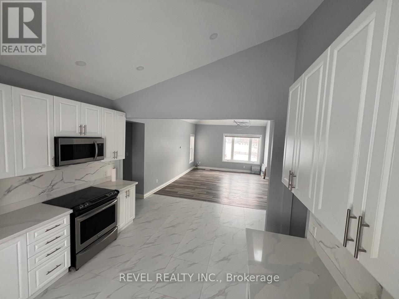 10207 Guelph Line, Milton (Campbellville), Ontario  L0P 1B0 - Photo 17 - W12722286