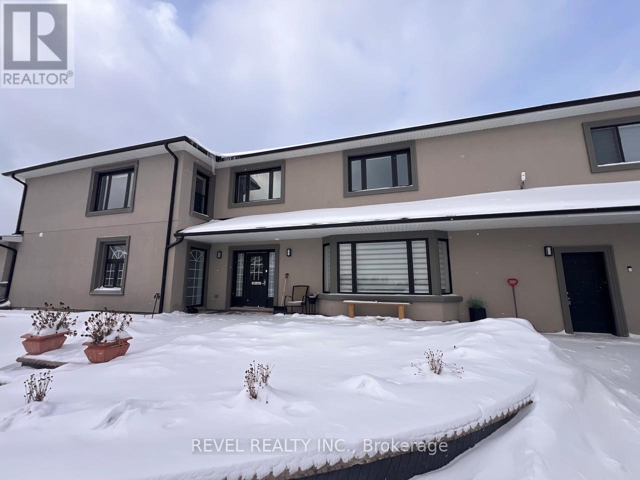 10207 Guelph Line, Milton (Campbellville), Ontario  L0P 1B0 - Photo 5 - W12722286