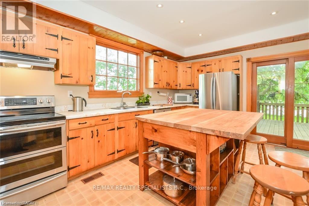 12938 Tenth Line, Halton Hills (Rural Halton Hills), Ontario  L7G 4S8 - Photo 14 - W12723638