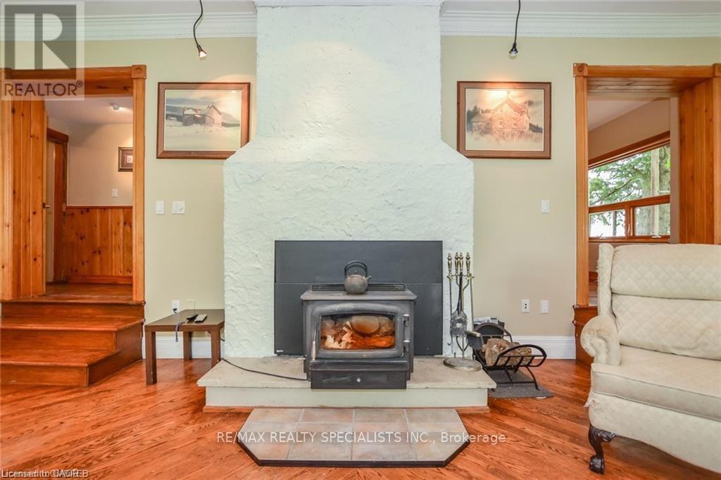 12938 Tenth Line, Halton Hills (Rural Halton Hills), Ontario  L7G 4S8 - Photo 6 - W12723638