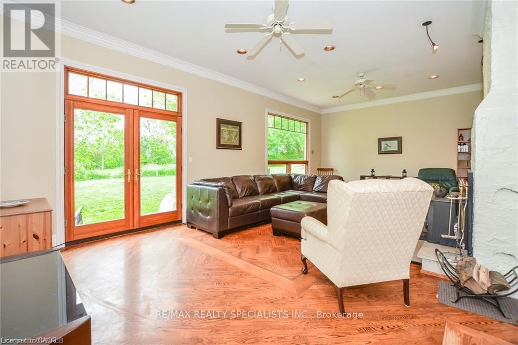 12938 Tenth Line, Halton Hills (Rural Halton Hills), Ontario  L7G 4S8 - Photo 7 - W12723638