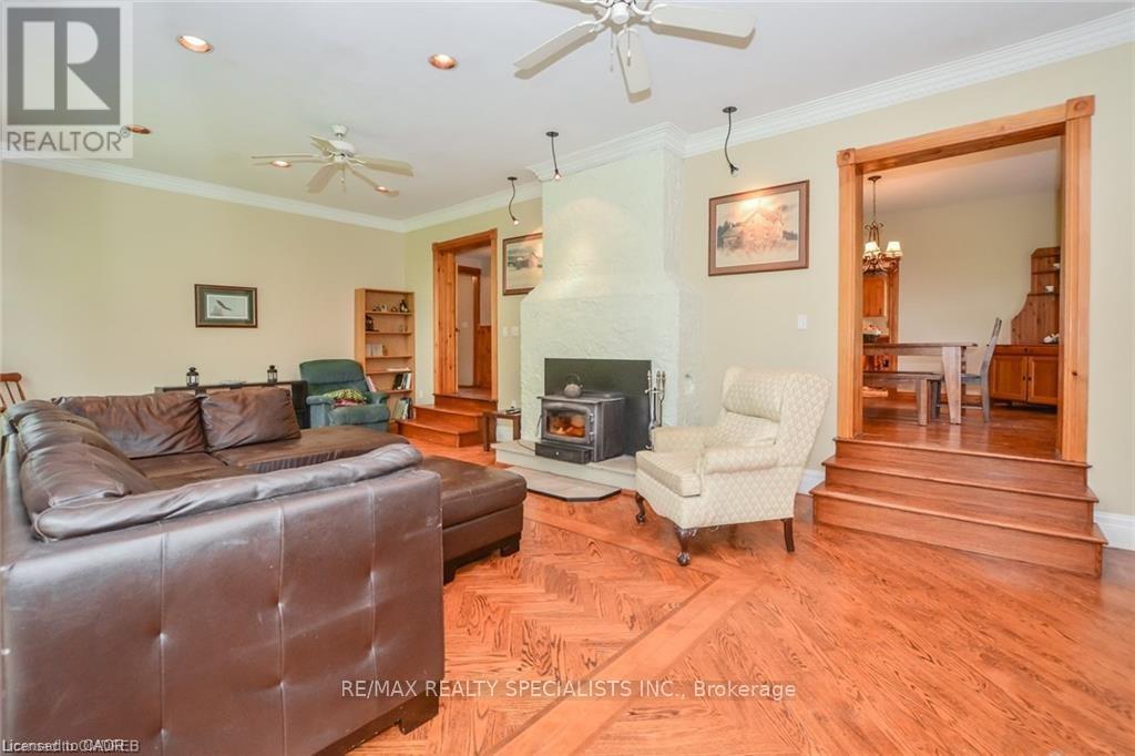 12938 Tenth Line, Halton Hills (Rural Halton Hills), Ontario  L7G 4S8 - Photo 9 - W12723638