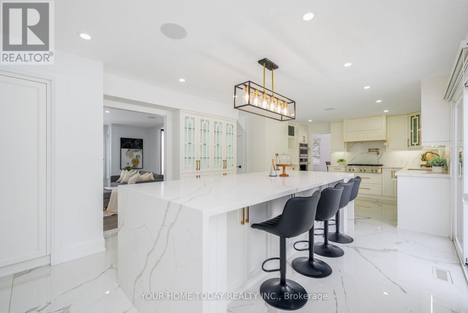 27 Chantelay Crescent, Halton Hills (Georgetown), Ontario  L7G 4S5 - Photo 22 - W12724742