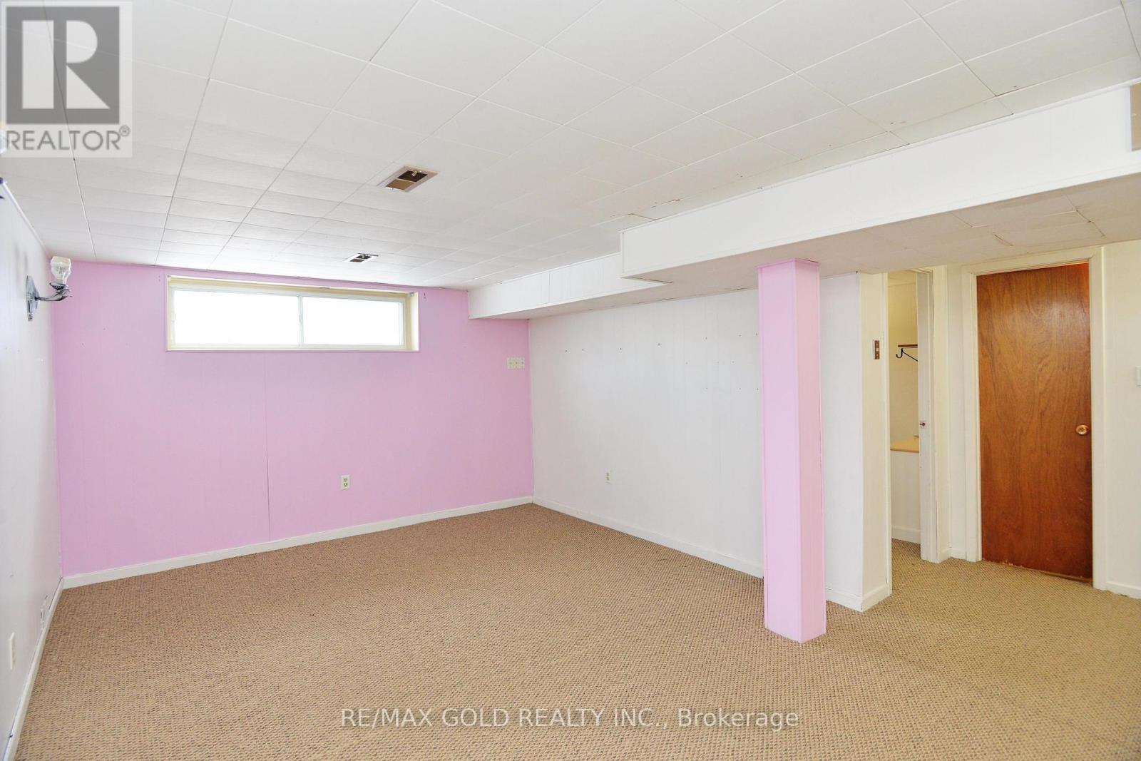 70 Greystone Crescent, Halton Hills (Georgetown), Ontario  L7G 1G9 - Photo 19 - W12728040