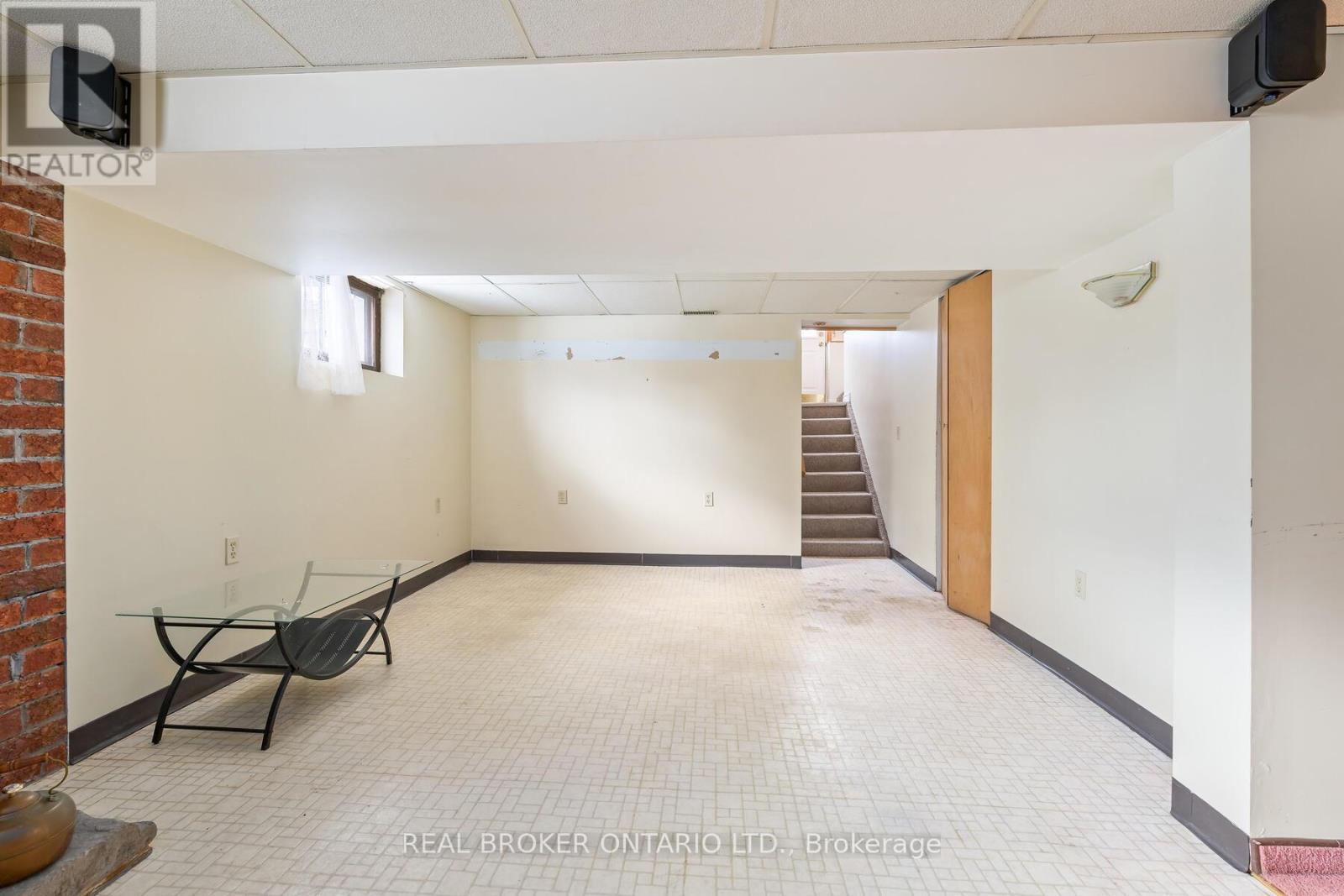 213 Mason Boulevard, Halton Hills (Ac Acton), Ontario  L7J 1A7 - Photo 25 - W12730174