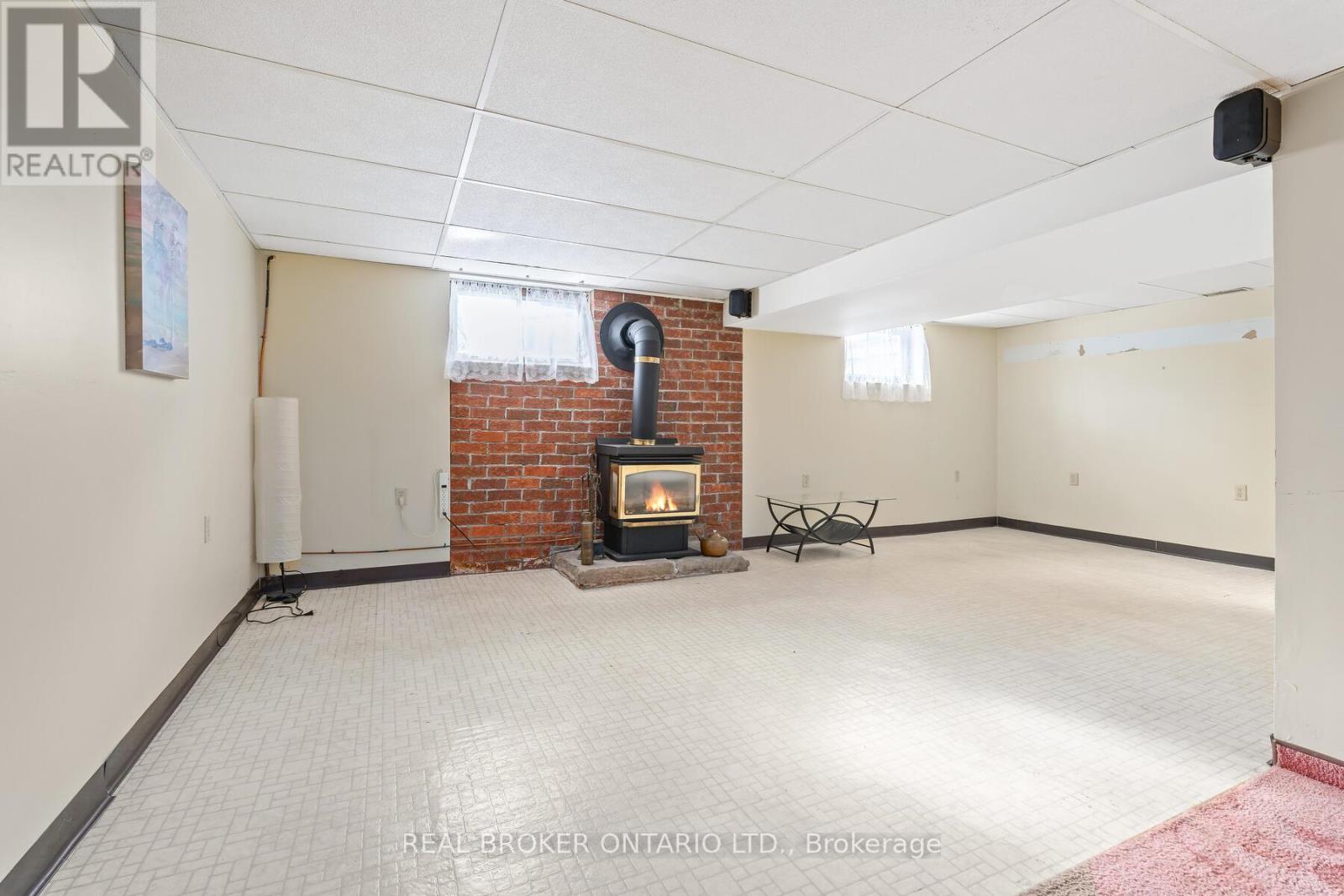 213 Mason Boulevard, Halton Hills (Ac Acton), Ontario  L7J 1A7 - Photo 28 - W12730174