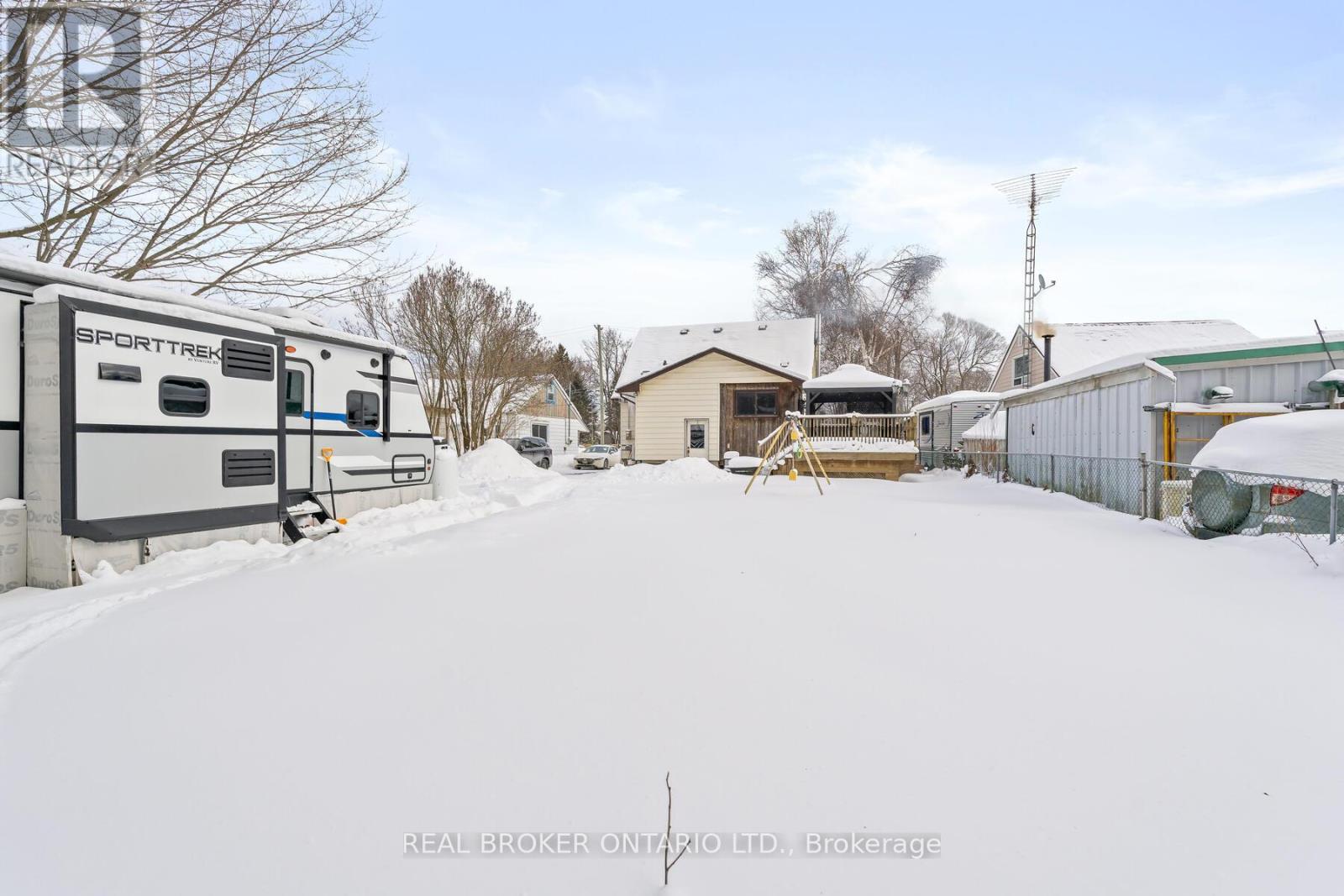 213 Mason Boulevard, Halton Hills (Ac Acton), Ontario  L7J 1A7 - Photo 34 - W12730174