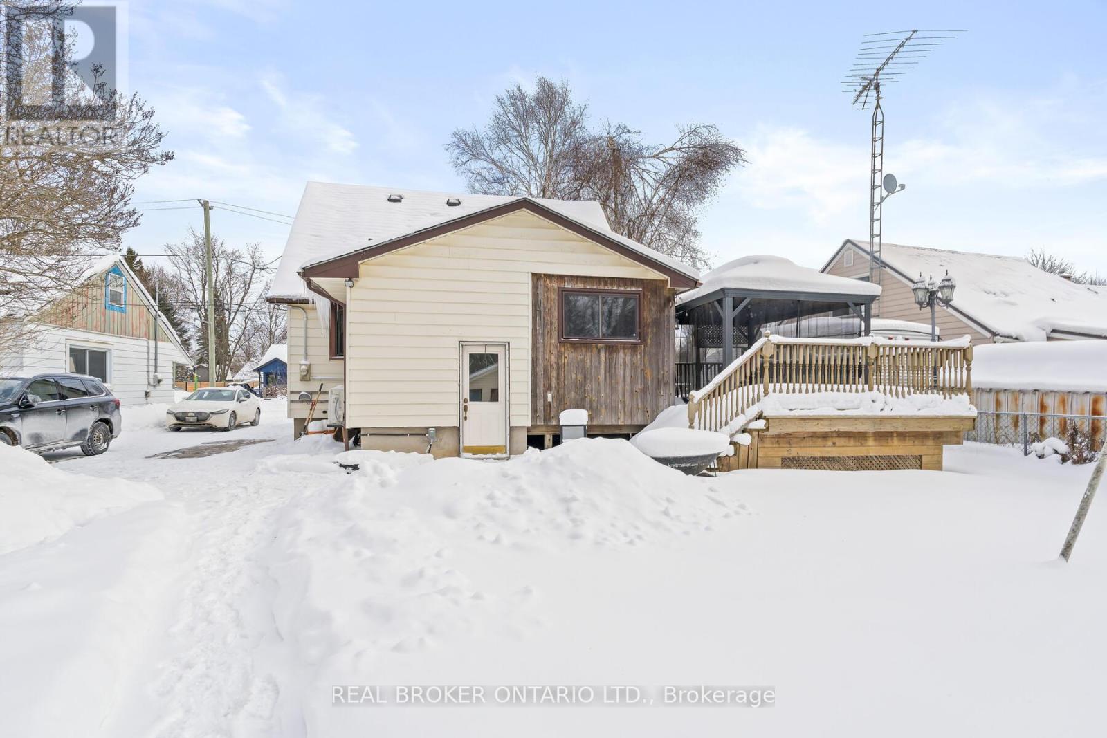 213 Mason Boulevard, Halton Hills (Ac Acton), Ontario  L7J 1A7 - Photo 35 - W12730174