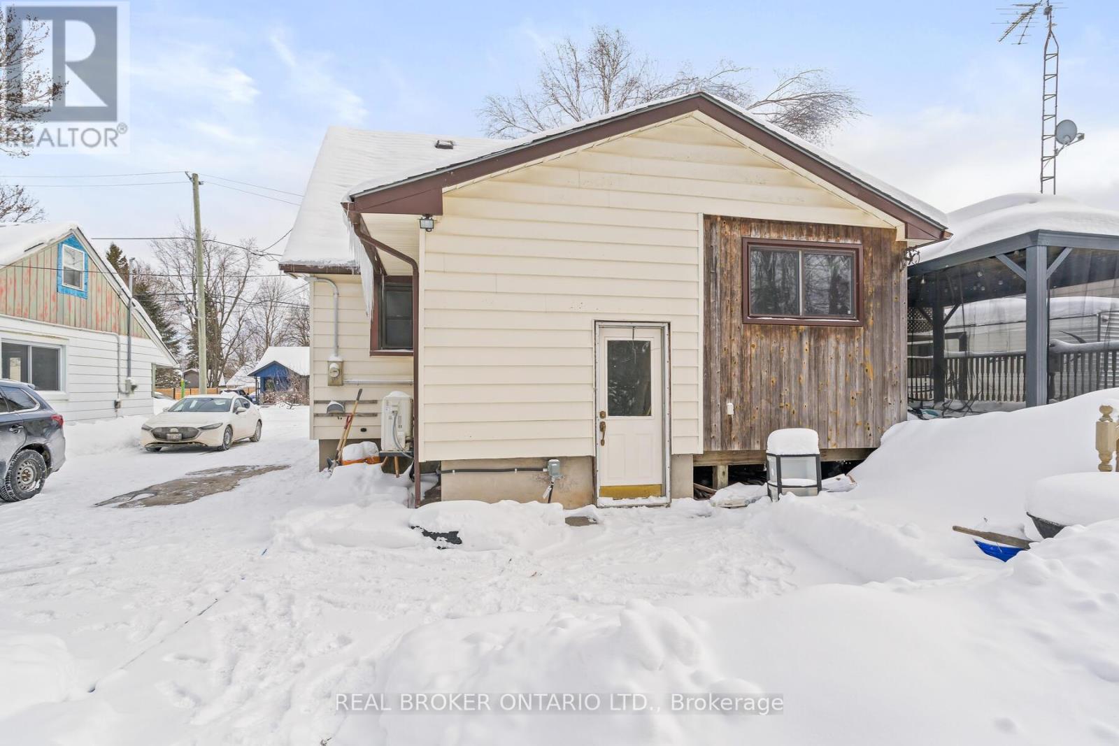 213 Mason Boulevard, Halton Hills (Ac Acton), Ontario  L7J 1A7 - Photo 36 - W12730174