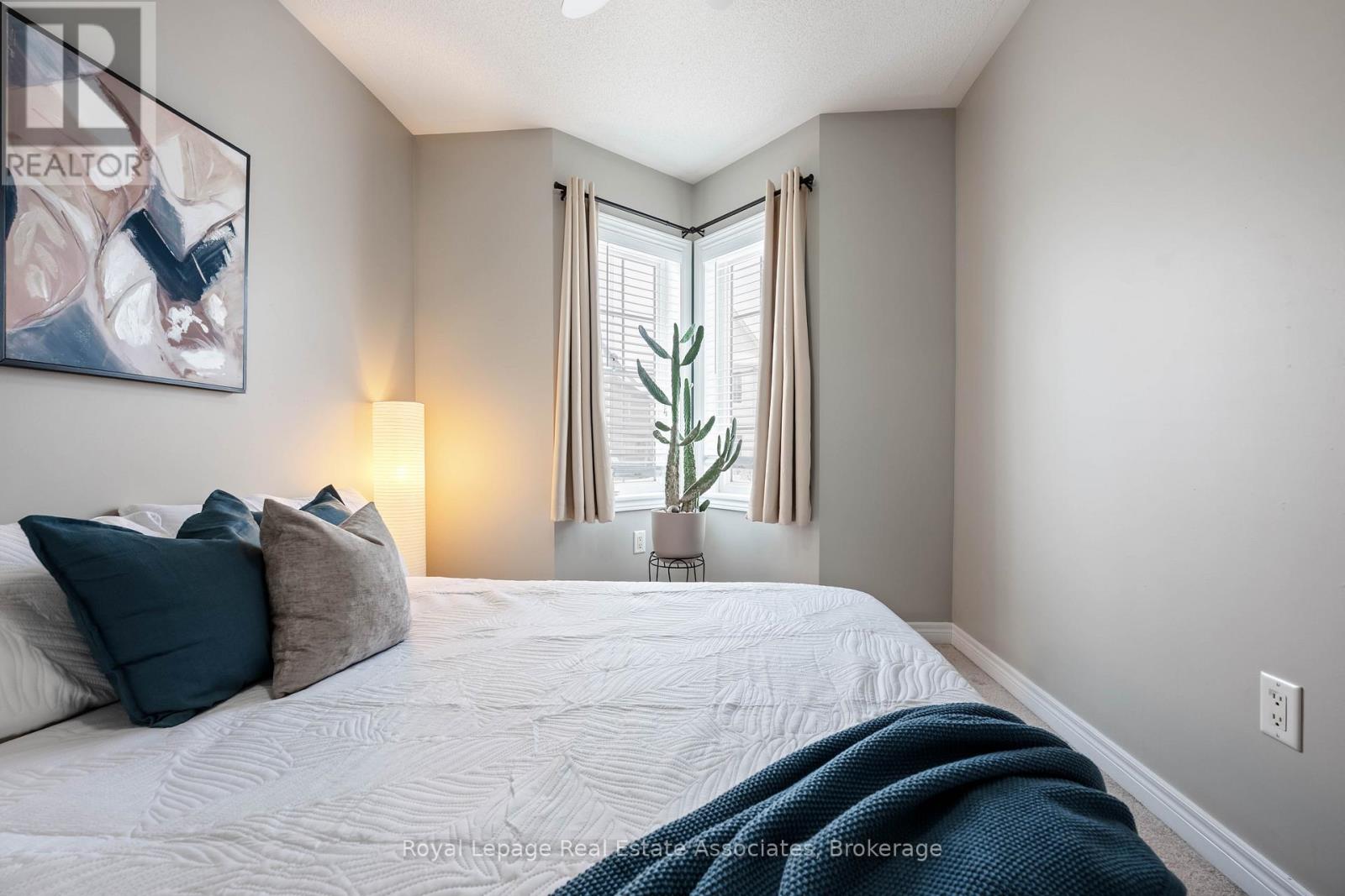 44 Sutcliff Lane, Halton Hills (Georgetown), Ontario  L7G 0C2 - Photo 19 - W12730550