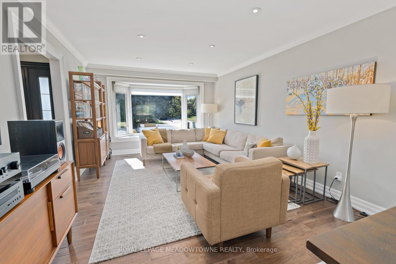 25 Hillside Drive, Halton Hills (Georgetown), Ontario  L7G 4W2 - Photo 15 - W12731696