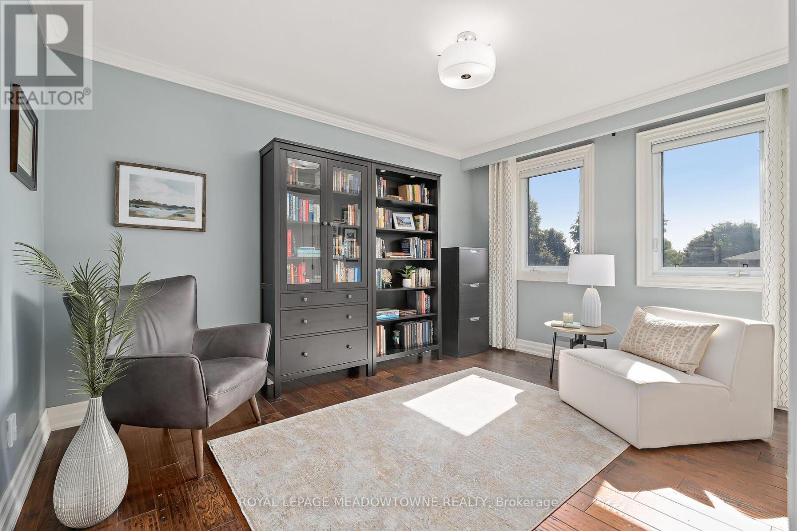 25 Hillside Drive, Halton Hills (Georgetown), Ontario  L7G 4W2 - Photo 25 - W12731696